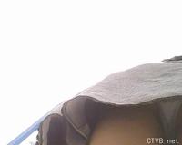 美腿走光 - 公共场所尾随跟拍女人小內褲 - 5.jpg