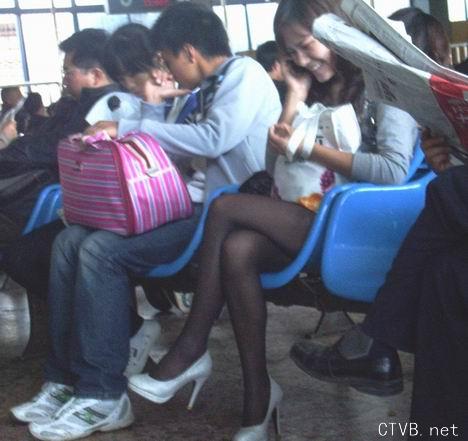 美腿走光 - 街拍-又来发美图了 - 3.jpg