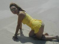 美腿走光 - 难得一见：人妻到新疆沙漠旅游时的自拍照 - 6.jpg