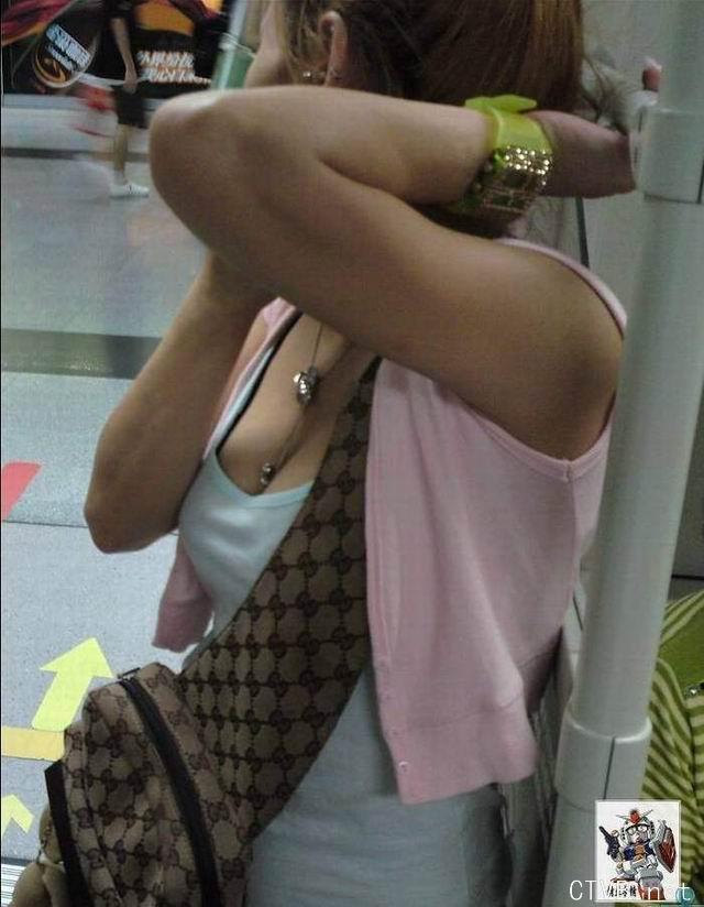 美腿走光 - 風情阿姨熟女诱惑 - 4.jpg