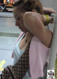 美腿走光 - 風情阿姨熟女诱惑 - 2.jpg