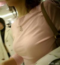 美腿走光 - 衣服都快撑爆了 - 5.jpg