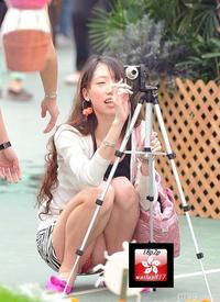 美腿走光 - 香港花卉展之斑马裙 - 4.jpg