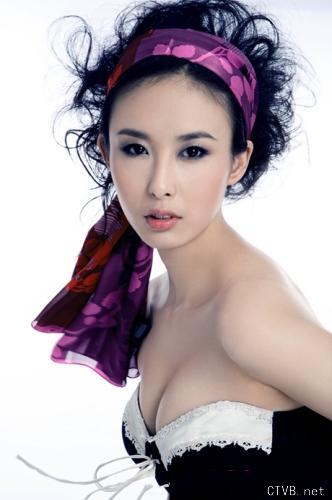 美腿车模 - 第一车模兽兽(翟凌)性感裸露写真大全 - 13.jpg