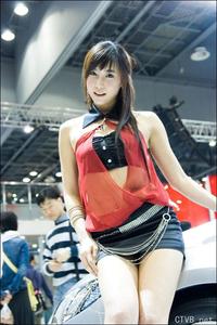 美腿车模 - 街拍韩国美胸车模MM近拍 - 3.jpg