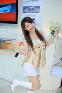 美腿车模 - 短裙加上白靴超性感美腿车模 - 12.jpg