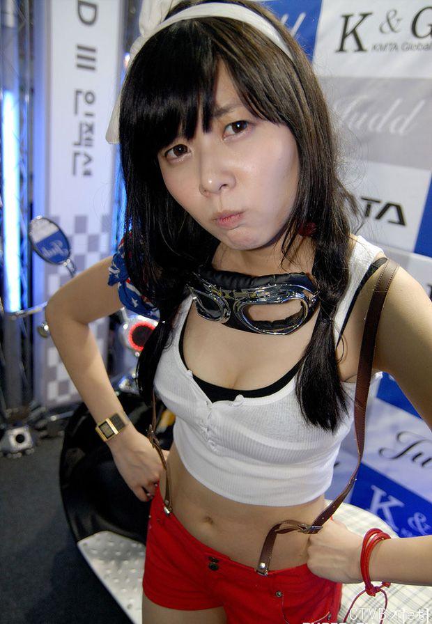 美腿车模 - 2010首尔汽车美女模特沙龙 - 1.jpg