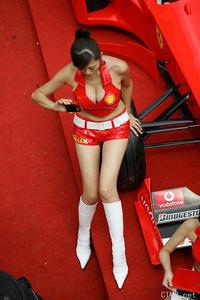 美腿车模 - F1美女性感火辣身材 - 4.jpg