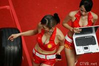 美腿车模 - F1美女性感火辣身材 - 6.jpg