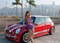 美腿车模 - 极品香港MM,坐在车上秀美腿 - 3.jpg