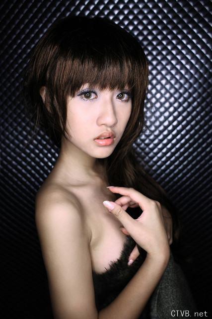 性感内衣 - 性感丰满的漂亮mm火辣写真 - 12.jpg