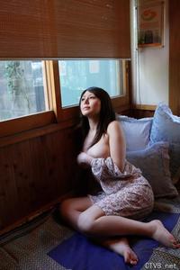 性感内衣 - 雪白少妇豪乳呼之欲出 - 3.jpg