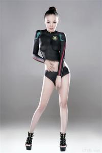 性感内衣 - 世界杯32强美女人体彩绘似全裸 - 4.jpg