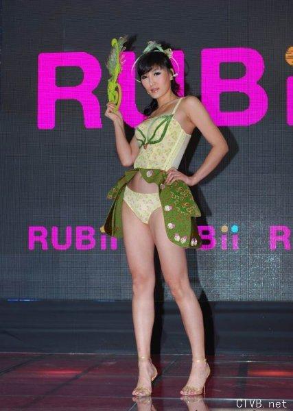 性感内衣 - 国际内衣展上的性感mm - 2.jpg