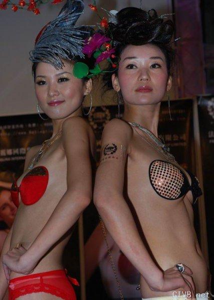 性感内衣 - 国际内衣展上的性感mm - 9.jpg