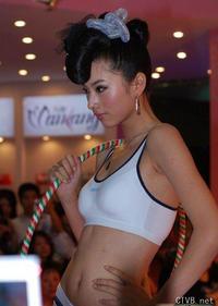 性感内衣 - 国际内衣展上的性感mm - 6.jpg