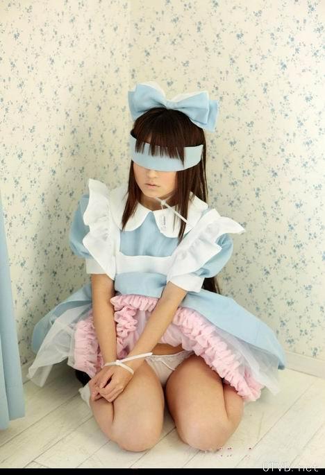 美腿丝袜 - 抓住一个诱人可爱小保姆 - 15.jpg