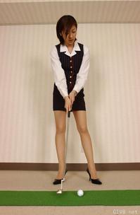 美腿丝袜 - 美女穿肉丝教你打高尔夫 - 2.jpg