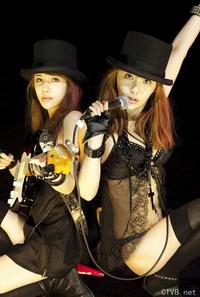 美腿丝袜 - 狂野的摇滚女孩 - 10.jpg