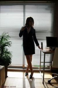 美腿丝袜 - 这样的秘书！诱惑你 - 5.jpg