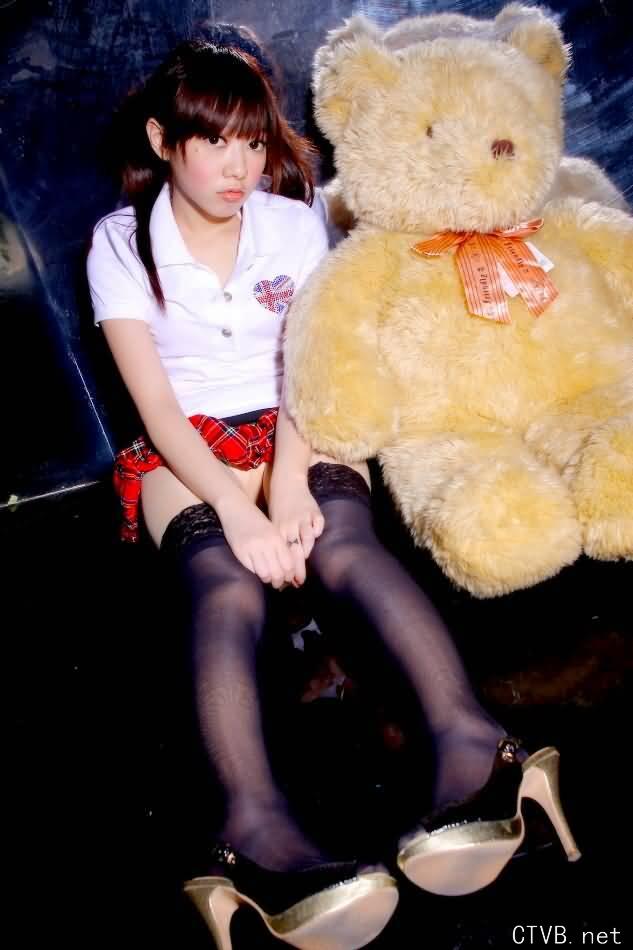 美腿丝袜 - 青春少女的絲襪美腿 - 14.jpg