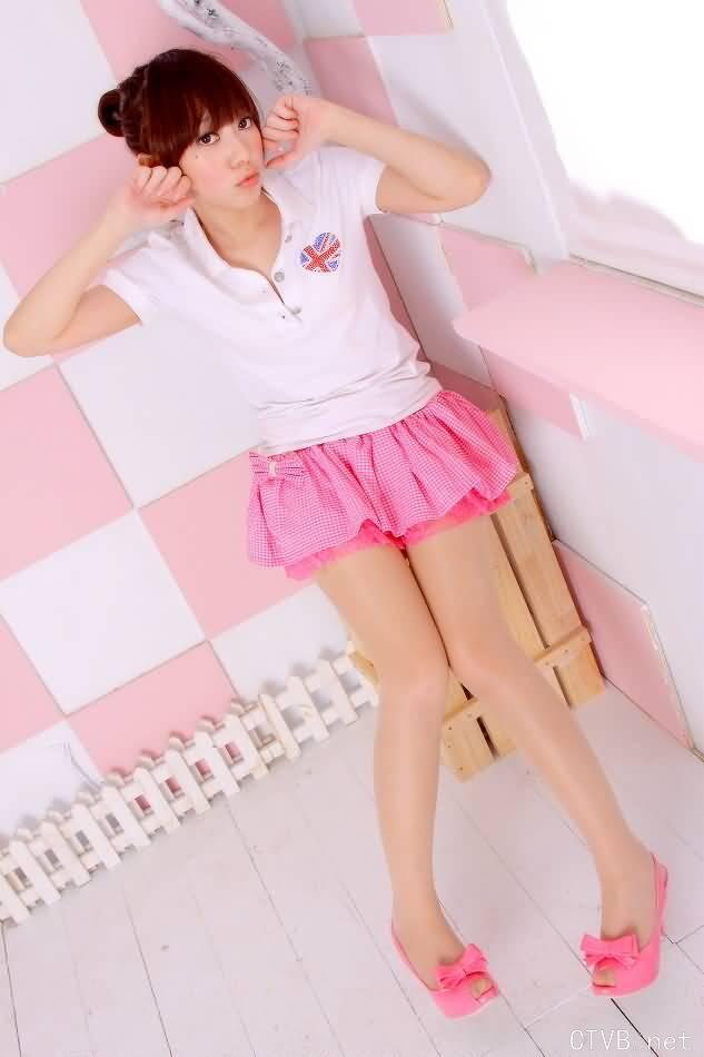 美腿丝袜 - 青春少女的絲襪美腿 - 2.jpg