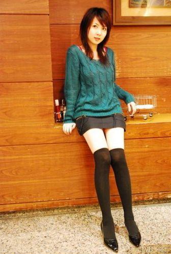 美腿丝袜 - 丝袜少女的生活照片 - 2.jpg