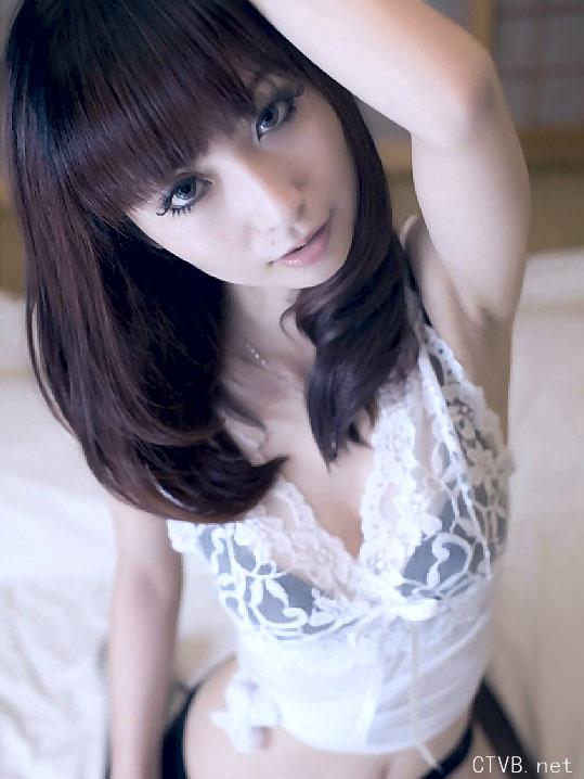 美腿丝袜 - 大乳美女蕾丝袜的诱惑写真 - 5.jpg