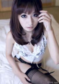 美腿丝袜 - 大乳美女蕾丝袜的诱惑写真 - 1.jpg