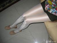 美腿丝袜 - 刺激眼球的美女美腿亮丝银丝图片 - 2.jpg