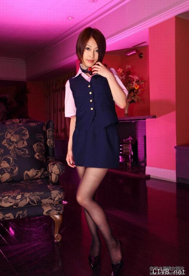 美腿丝袜 - 性感飞行服务员美腿写真集 - 3.jpg