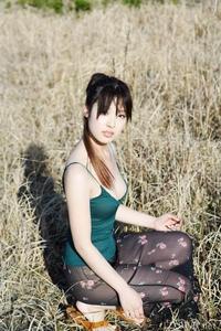 美腿丝袜 - 极品美女野外秀美腿 - 6.jpg