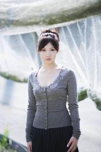 美腿丝袜 - 极品美女野外秀美腿 - 8.jpg