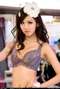 林瑞瑜火辣写真,展露集美丽+身材+火辣 于一体-82a.jpg