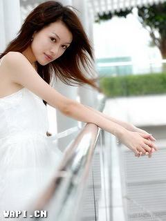 美女吊帶白紗裙-87b.JPG