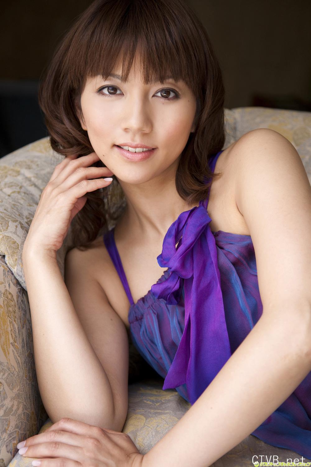 [DGC高清女优套图]2010年8月号 NO.860 甲斐まり惠 Marie Kai  [51P_17.9MB]-6ee.jpg