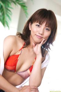 [DGC高清女优套图]2010年8月号 NO.860 甲斐まり惠 Marie Kai  [51P_17.9MB]-2b9.jpg