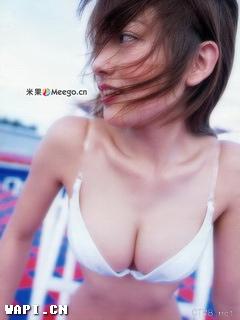 熊田曜子 写真-e7c.JPG