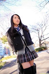 高清无水印美女壁纸上千套9000张 - 2.jpg