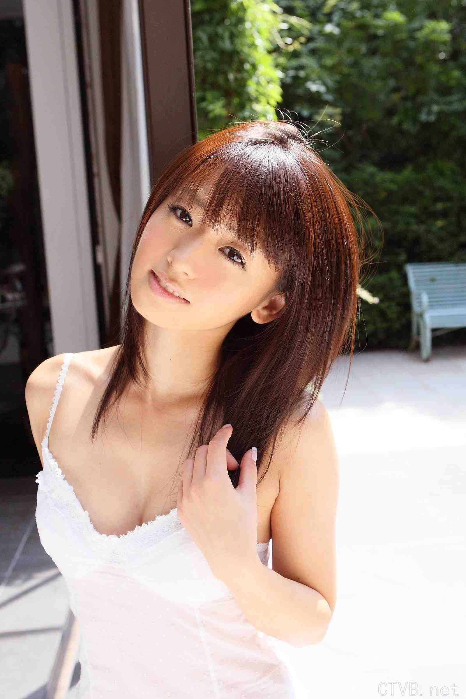 高清无水印美女壁纸上千套9000张 - 2.jpg