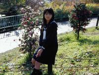 高清无水印美女壁纸上千套9000张 - 1.jpg