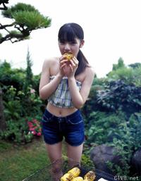 高清无水印美女壁纸上千套9000张 - 4.jpg