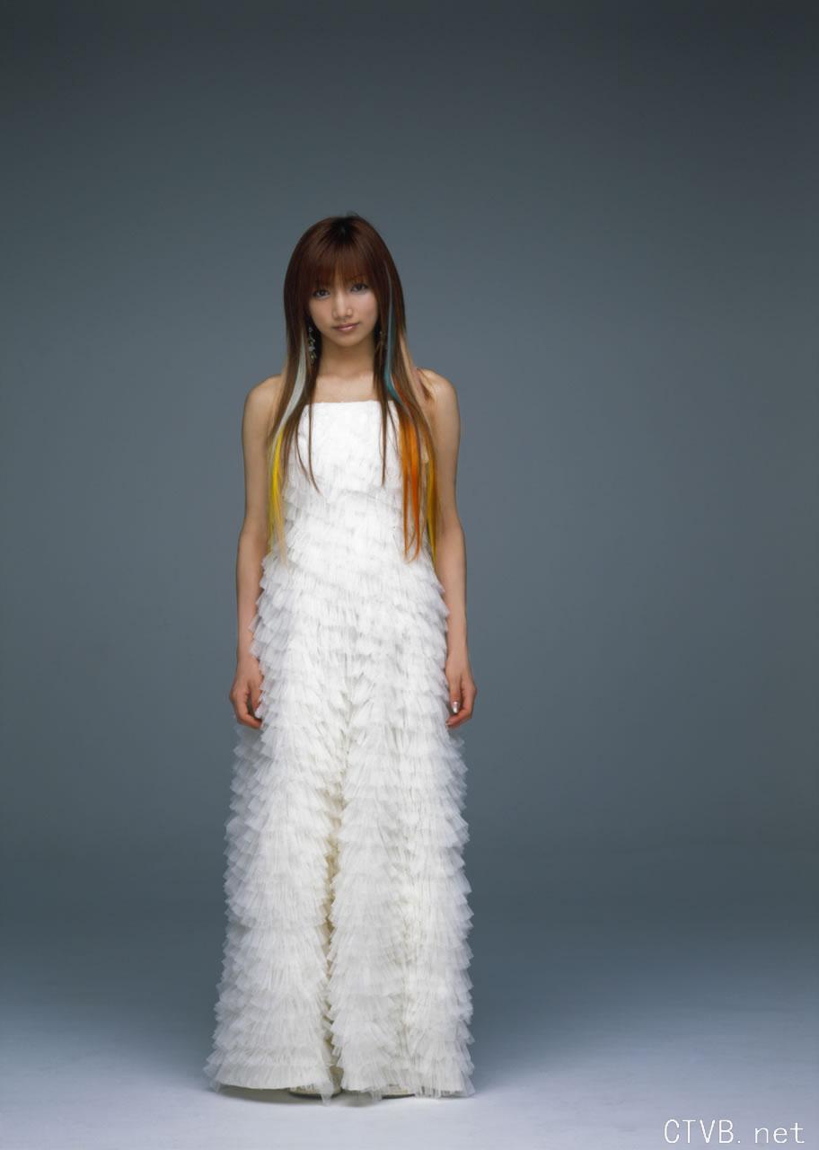 高清无水印美女壁纸上千套9000张 - 2.jpg