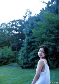 高清无水印美女壁纸上千套9000张 - 2.jpg