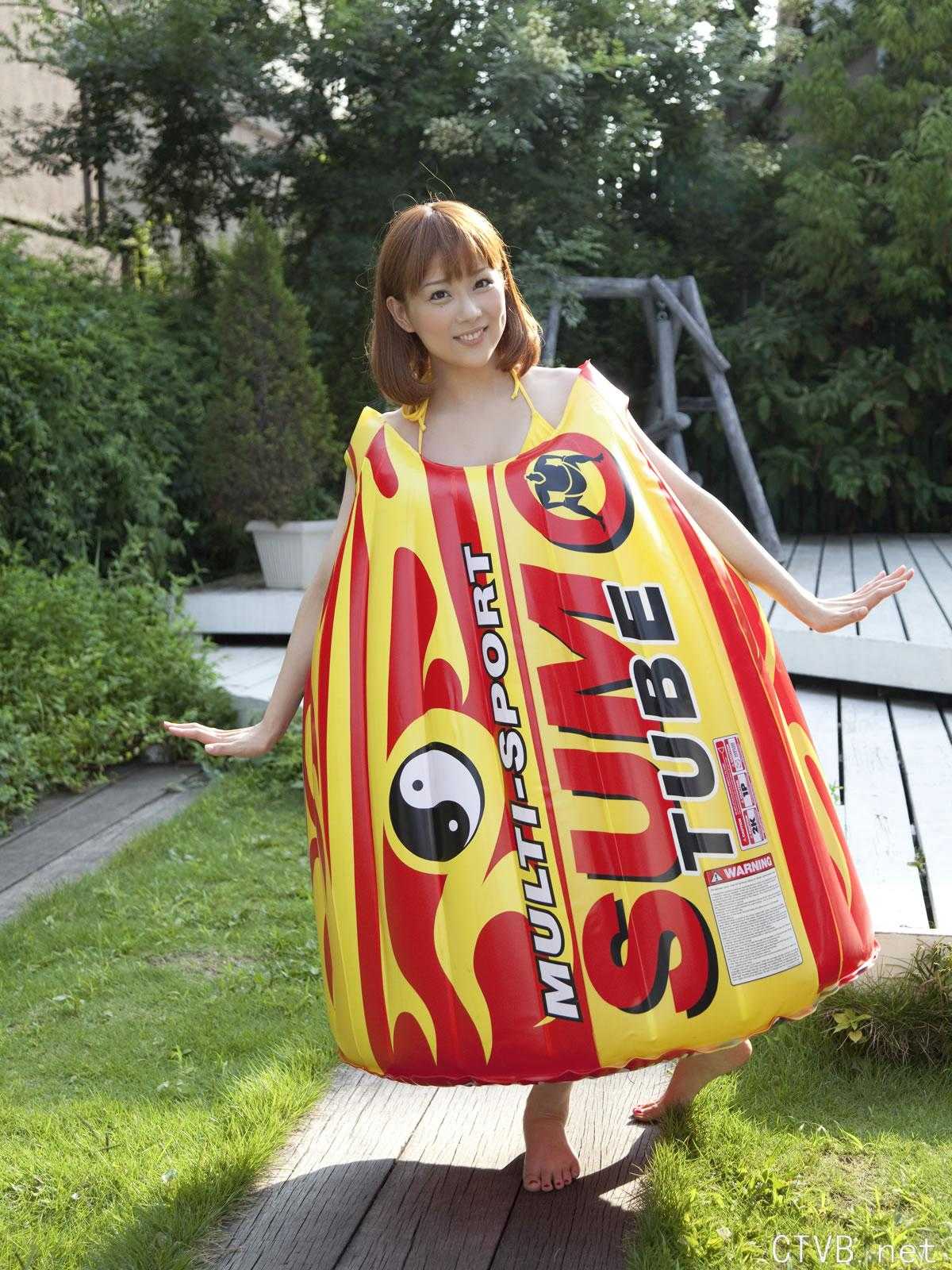 高清无水印美女壁纸上千套9000张 - 1.jpg