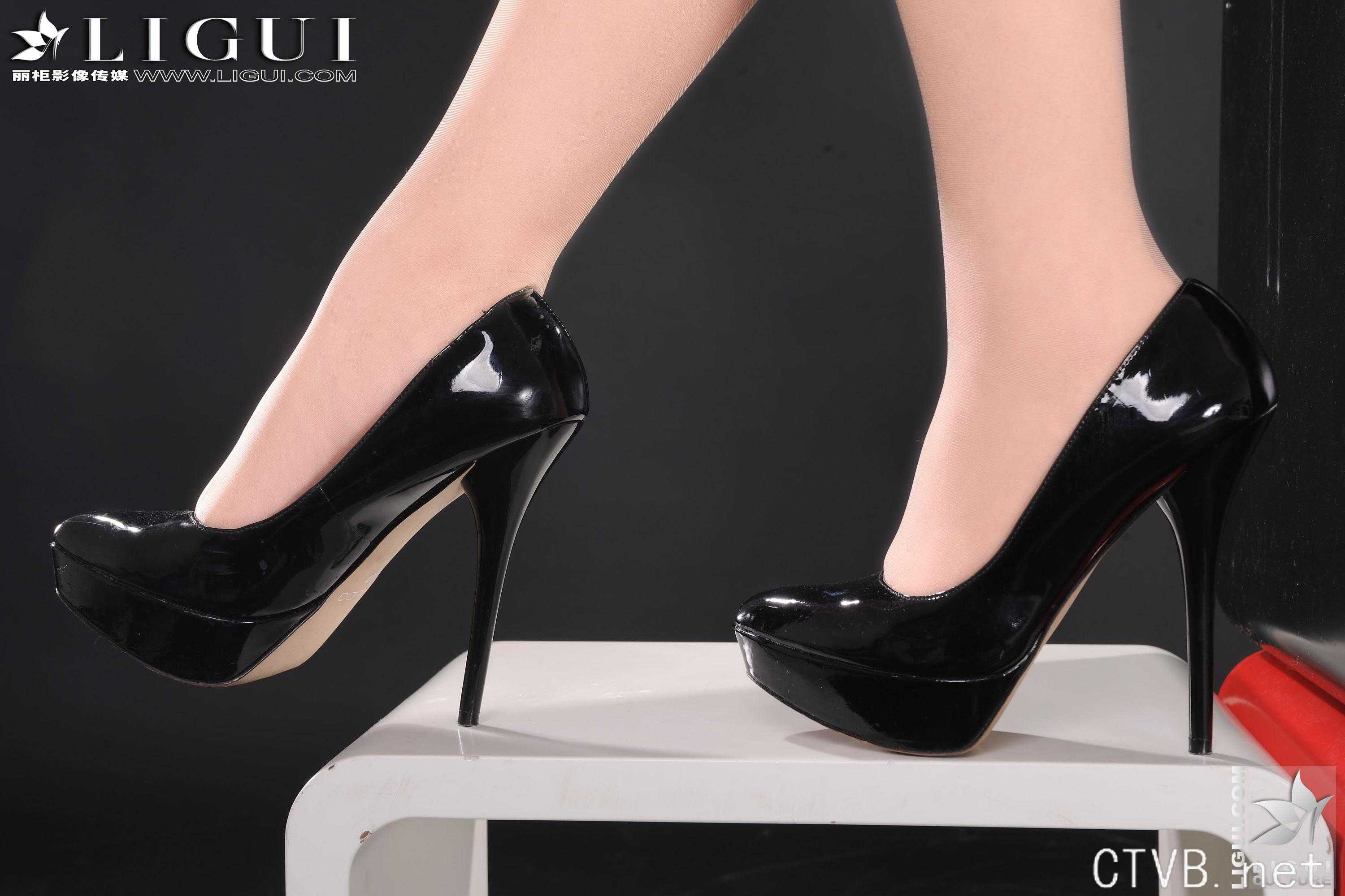 高清无水印美女壁纸上千套9000张 - 17.jpg