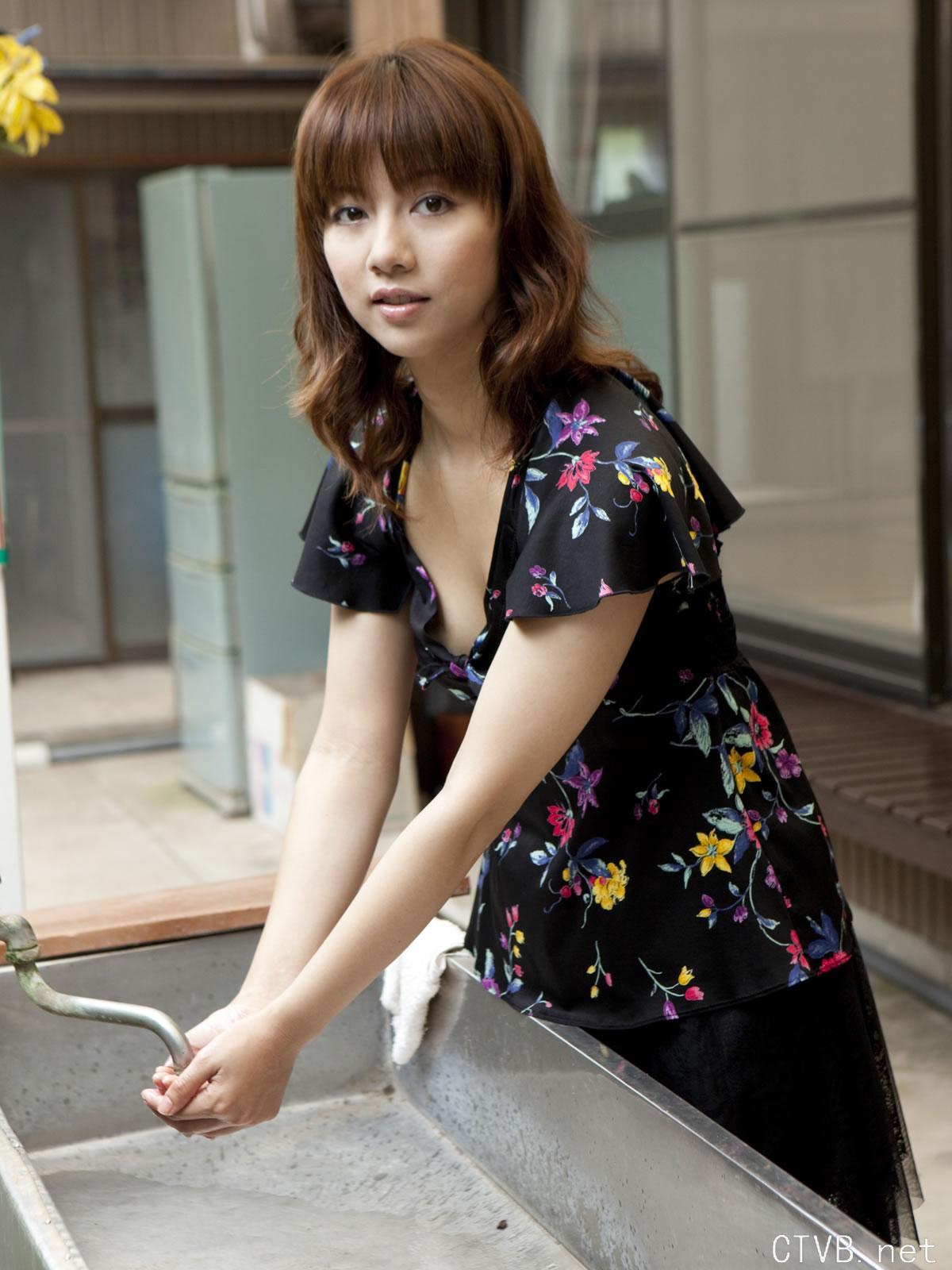 高清无水印美女壁纸上千套9000张 - 5.jpg