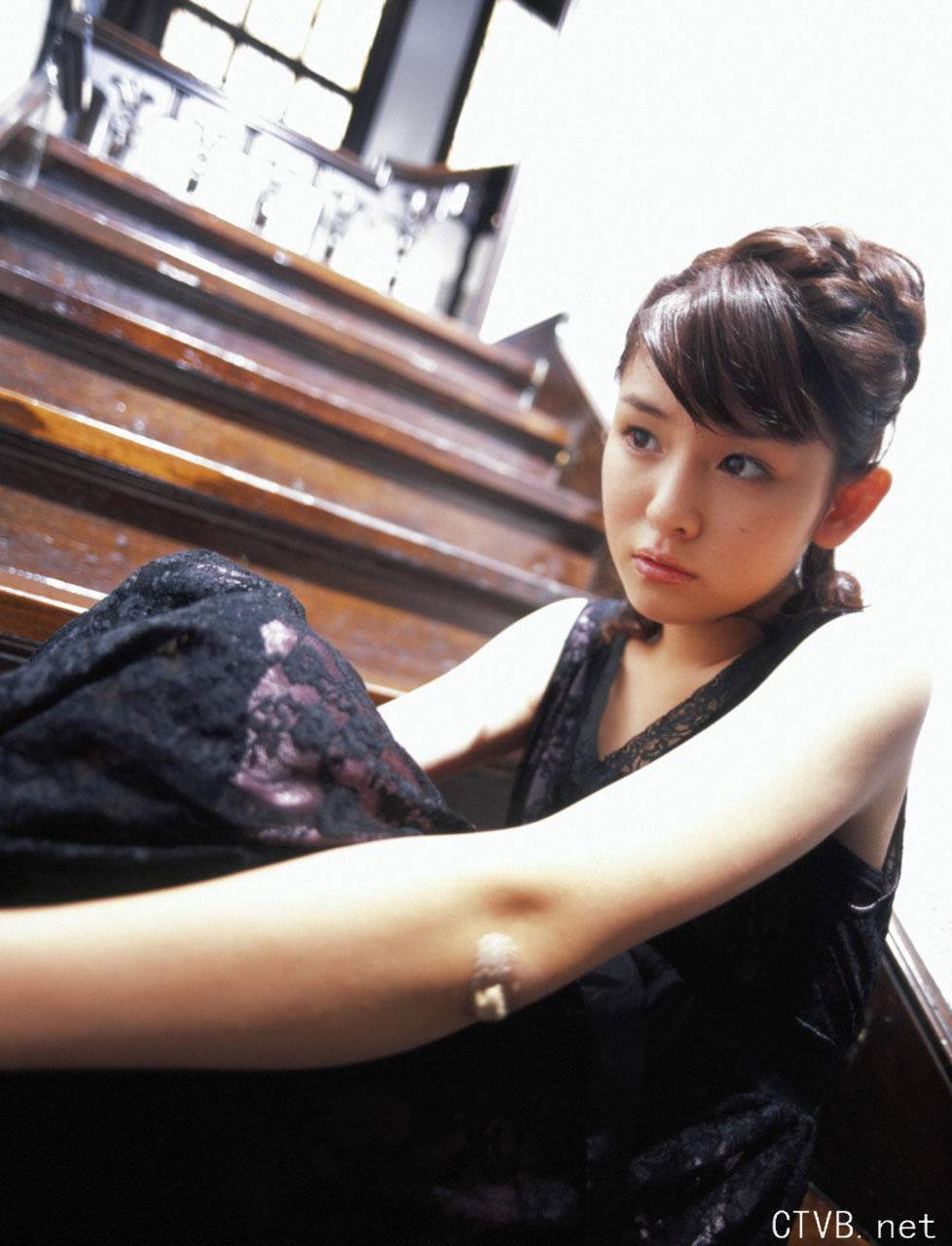 高清无水印美女壁纸上千套9000张 - 70.jpg