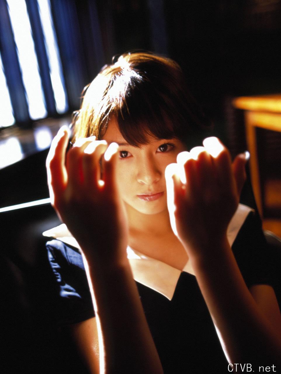 高清无水印美女壁纸上千套9000张 - 100.jpg