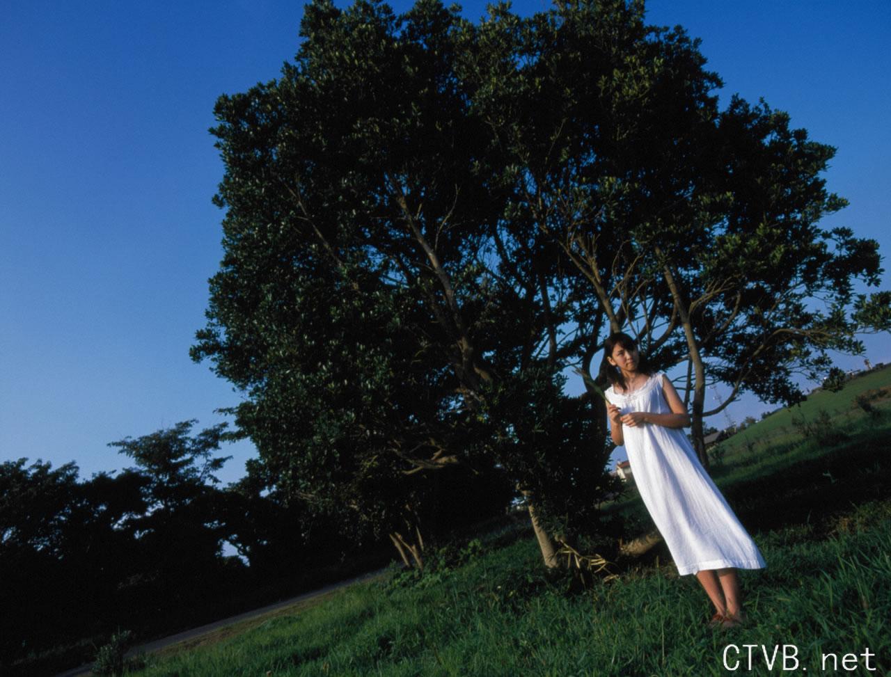 高清无水印美女壁纸上千套9000张 - 16.jpg